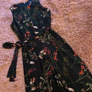 Tommy Hilfiger Floral Jumpsuit, size 6
